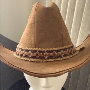 Vintage authentic Stetson brown suede western cowboy hat with woven hatband 71/8
